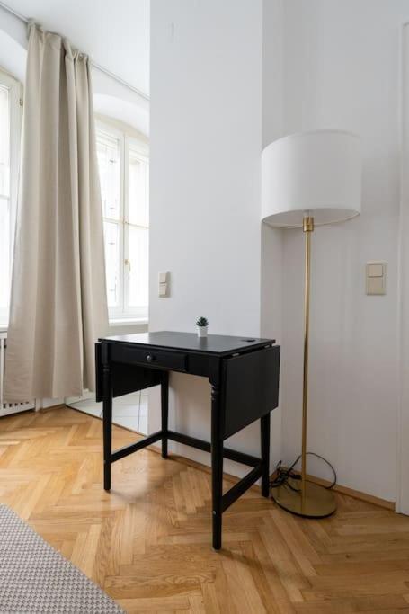 Historic Heart Apartment Viena Exterior foto